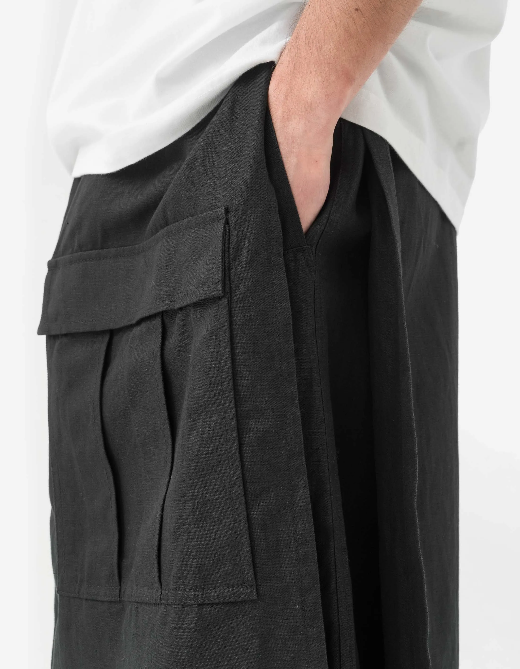 6008 Cobra Asym Cargo Hakama Pants Black