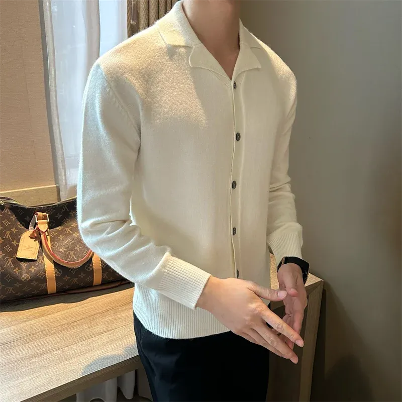 Business casual knitted cardigan