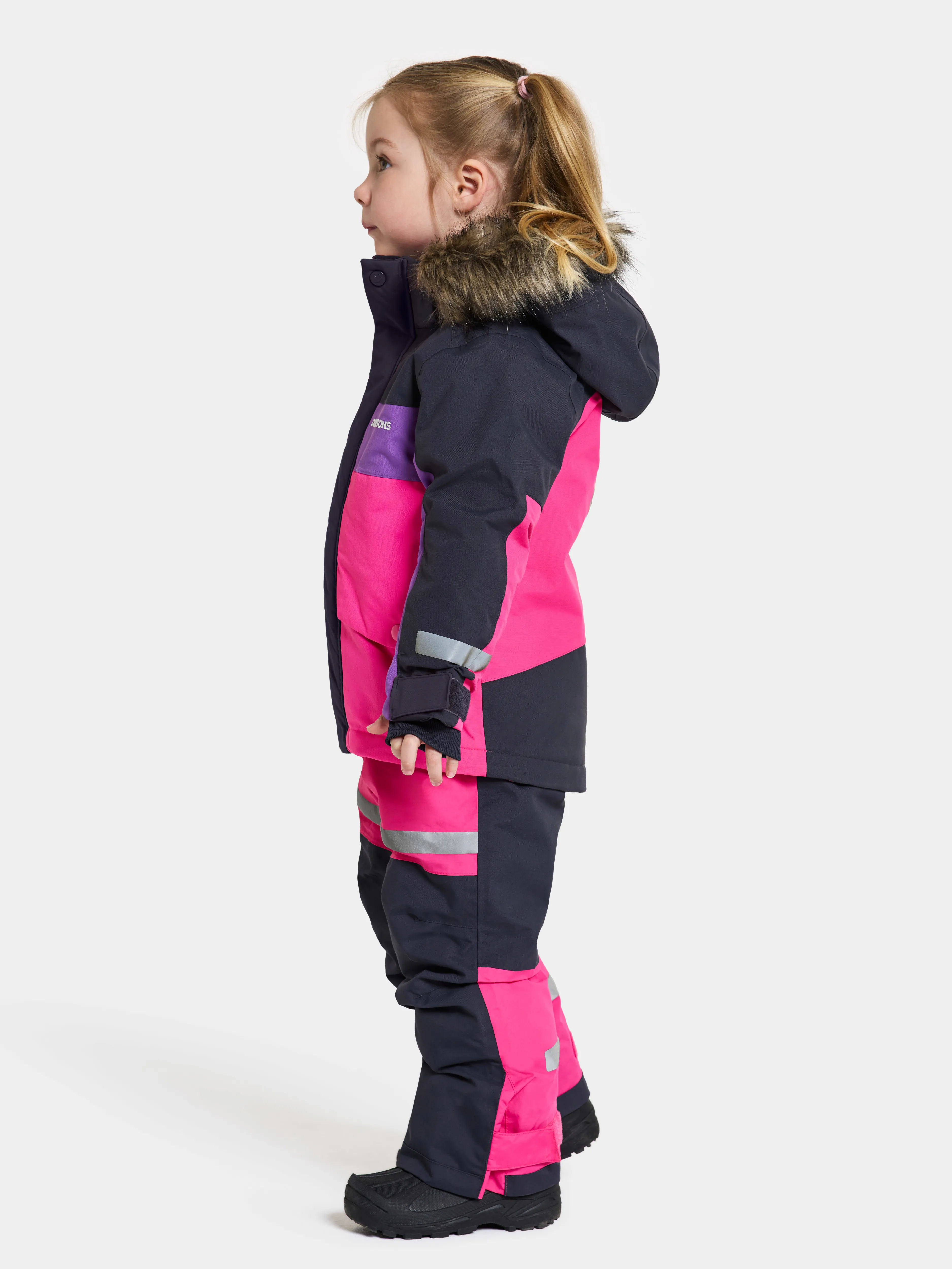 Didriksons Kids&#x27; Bjärven Parka 2 True Pink | Buy Didriksons Kids&#x27; Bjärven Parka 2 True Pink here | Outnorth