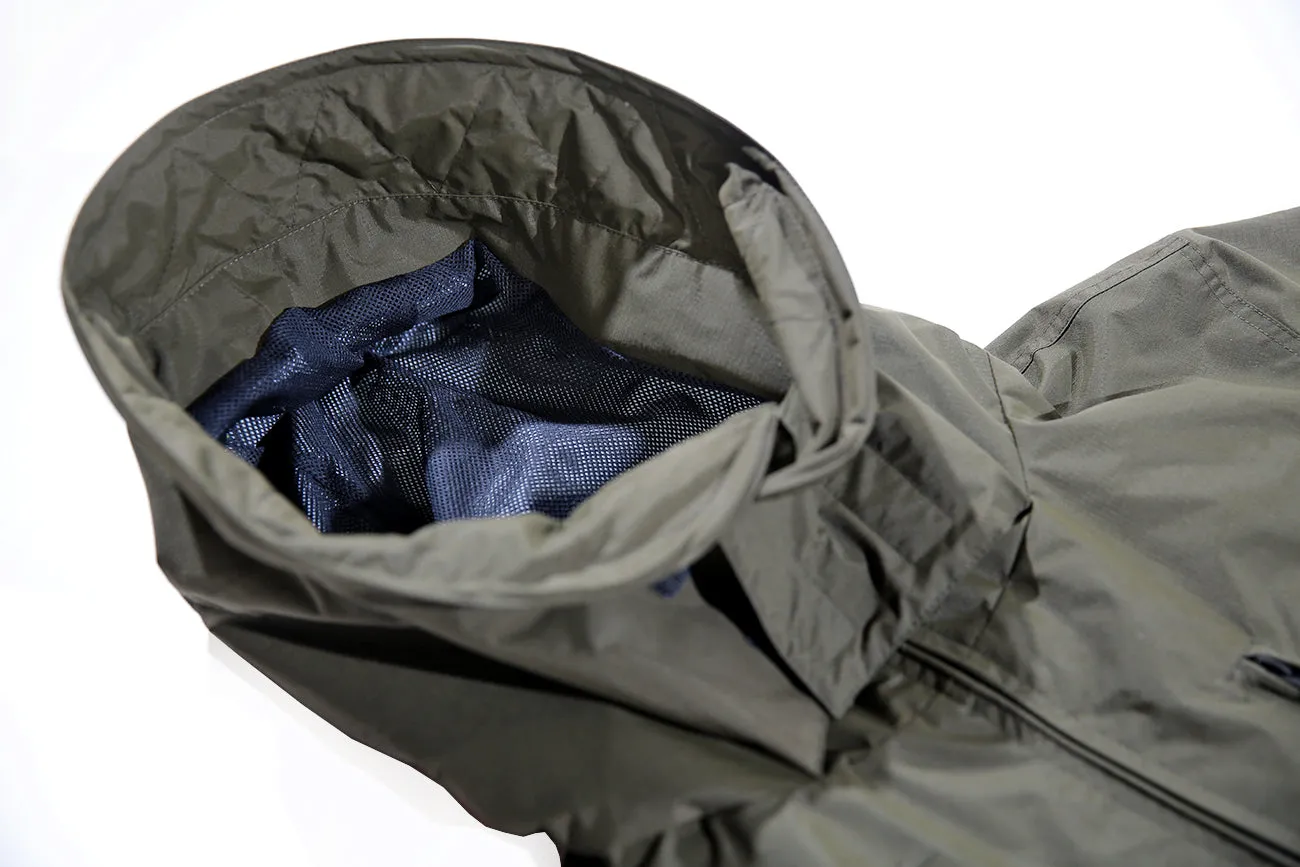 <A 000a001y7f> Fungolia Parka Jacket (Military Green/Navy blue)