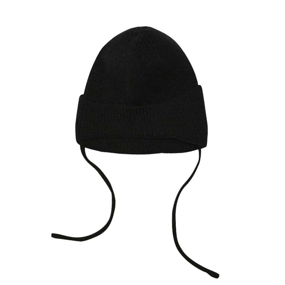 NEWTRO EARFLAP BEANIE BLACK